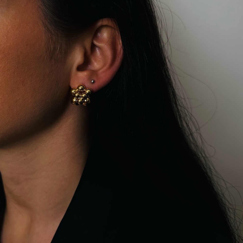 New Clustered Spheres Studs earrings Gold Statement